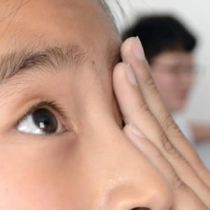 教育部等八部门联合印发《综合防控儿童青少年近视实施方案》